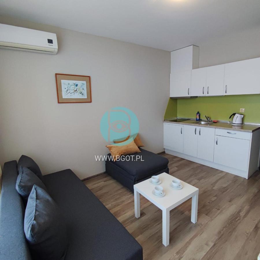 Sorrento Sole Mare - Apartments By The Beach Sveti Vlas Exteriör bild