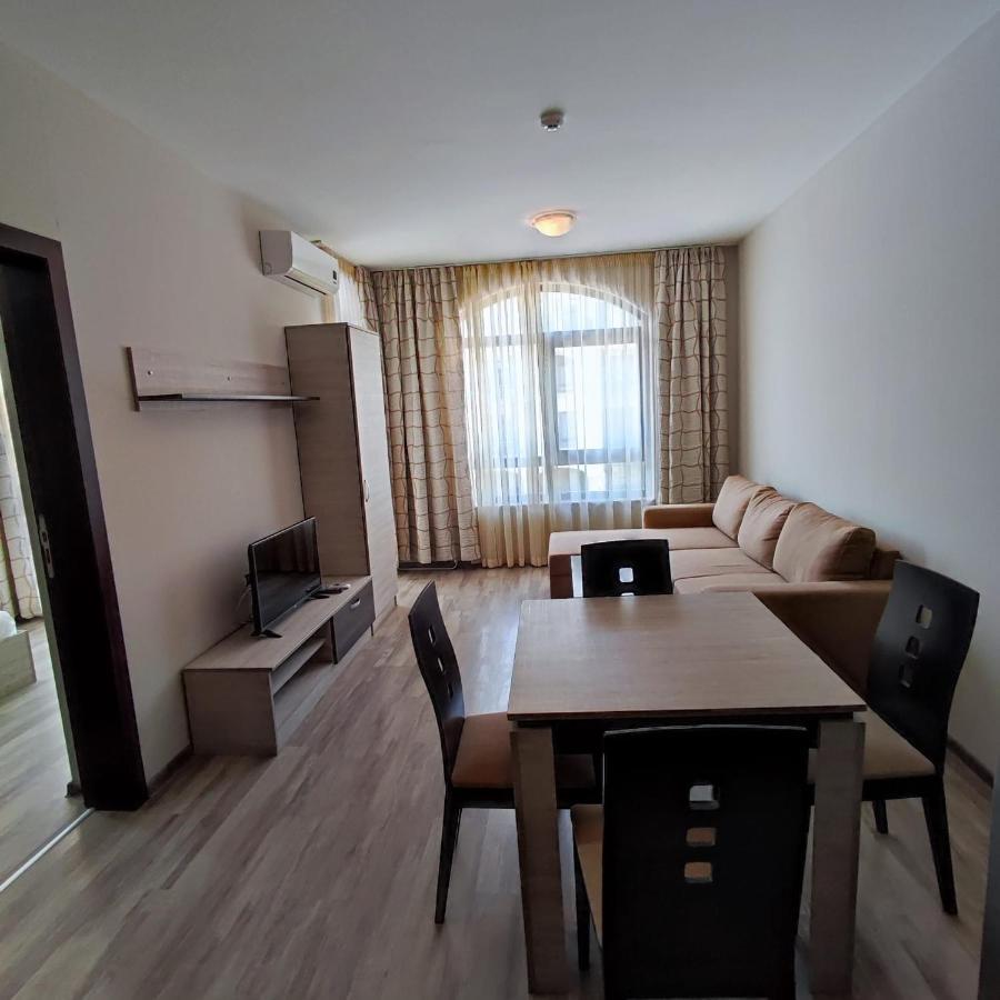 Sorrento Sole Mare - Apartments By The Beach Sveti Vlas Exteriör bild