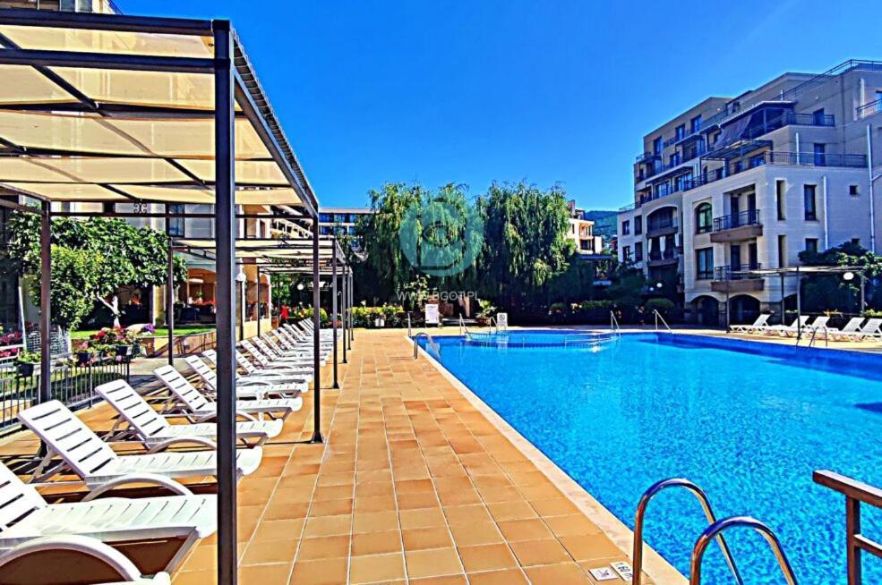 Sorrento Sole Mare - Apartments By The Beach Sveti Vlas Exteriör bild