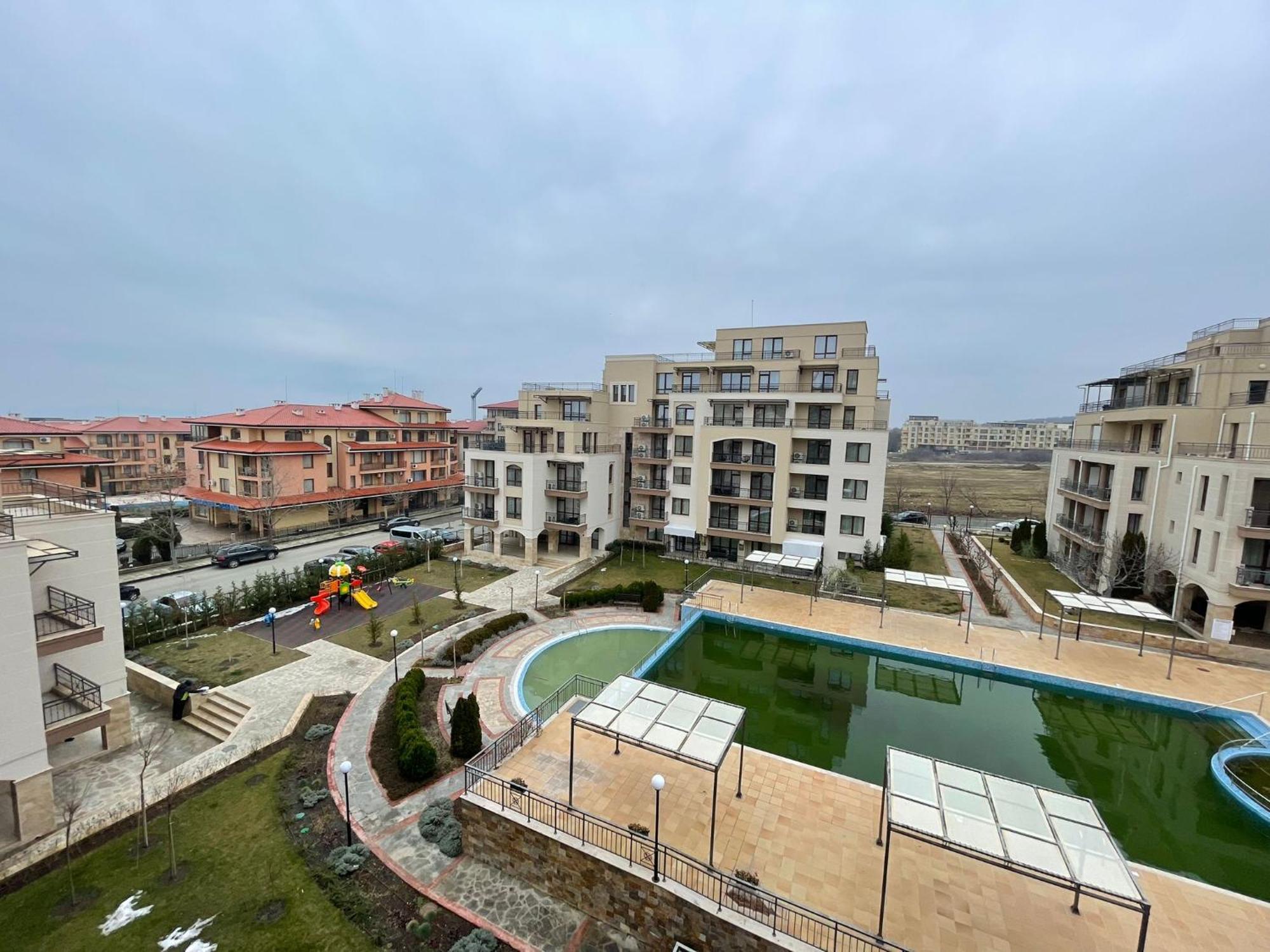 Sorrento Sole Mare - Apartments By The Beach Sveti Vlas Rum bild